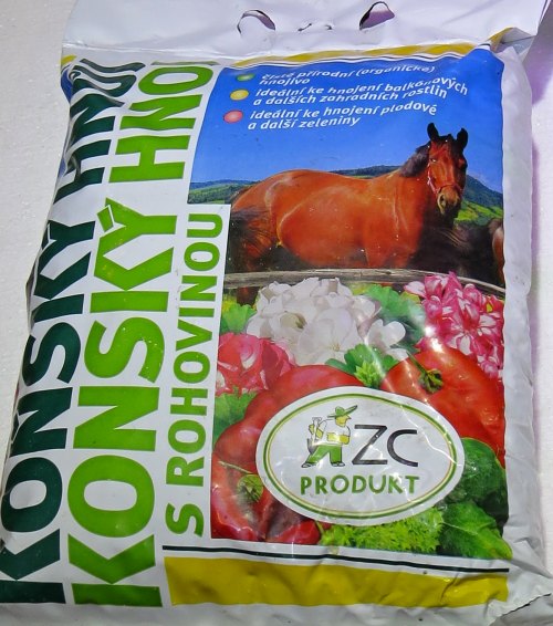 Koňský hnůj speciál s rohovinou - 3 kg