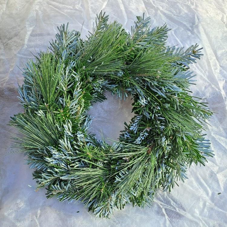 Věnec jedlový s borovicí 25/30 cm